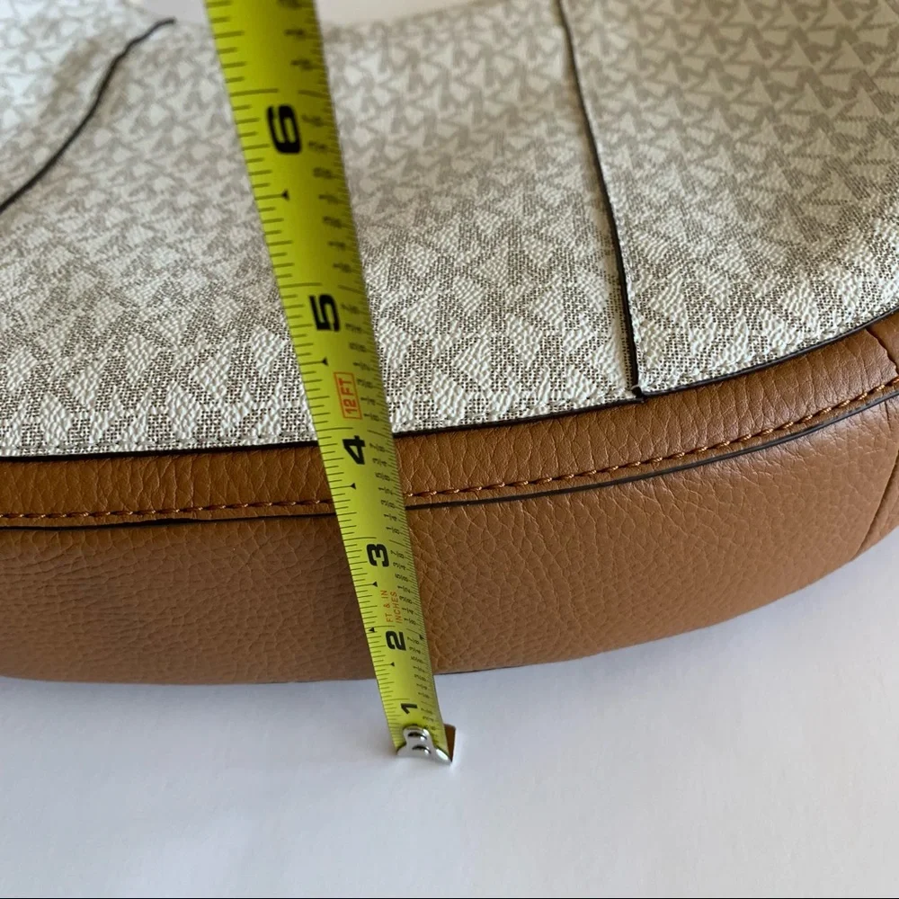 NWT Michael Kors Shoulder Bag - Picture 10 of 11